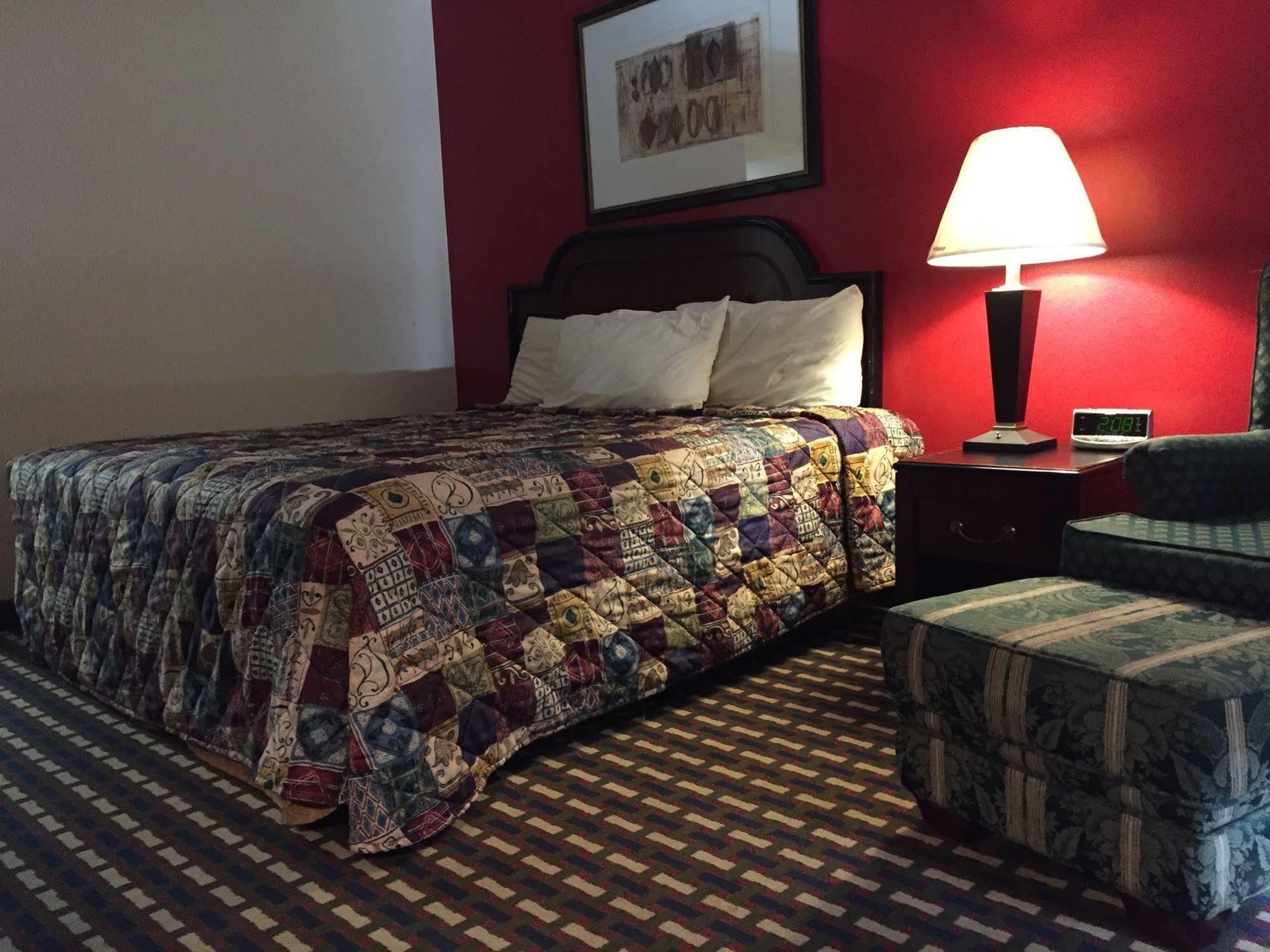Parkway Inn Моррістаун Екстер'єр фото